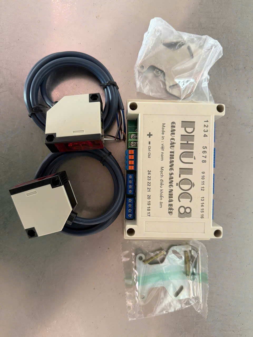 Led cầu thang - bản thường